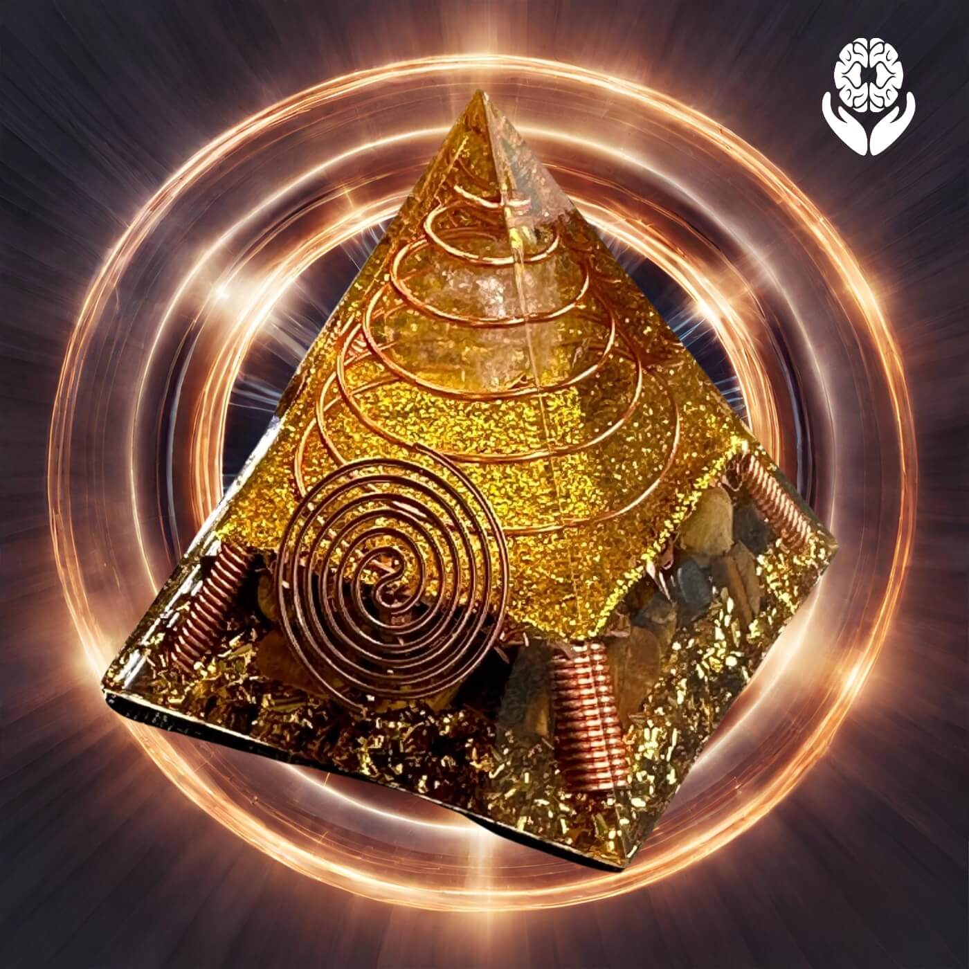 Piramide Orgonite con sfera di cristallo e avvolgimento in rame - A51 Benessere Shop